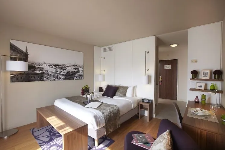 La Clef Louvre By The Crest Collection Hotel Paris