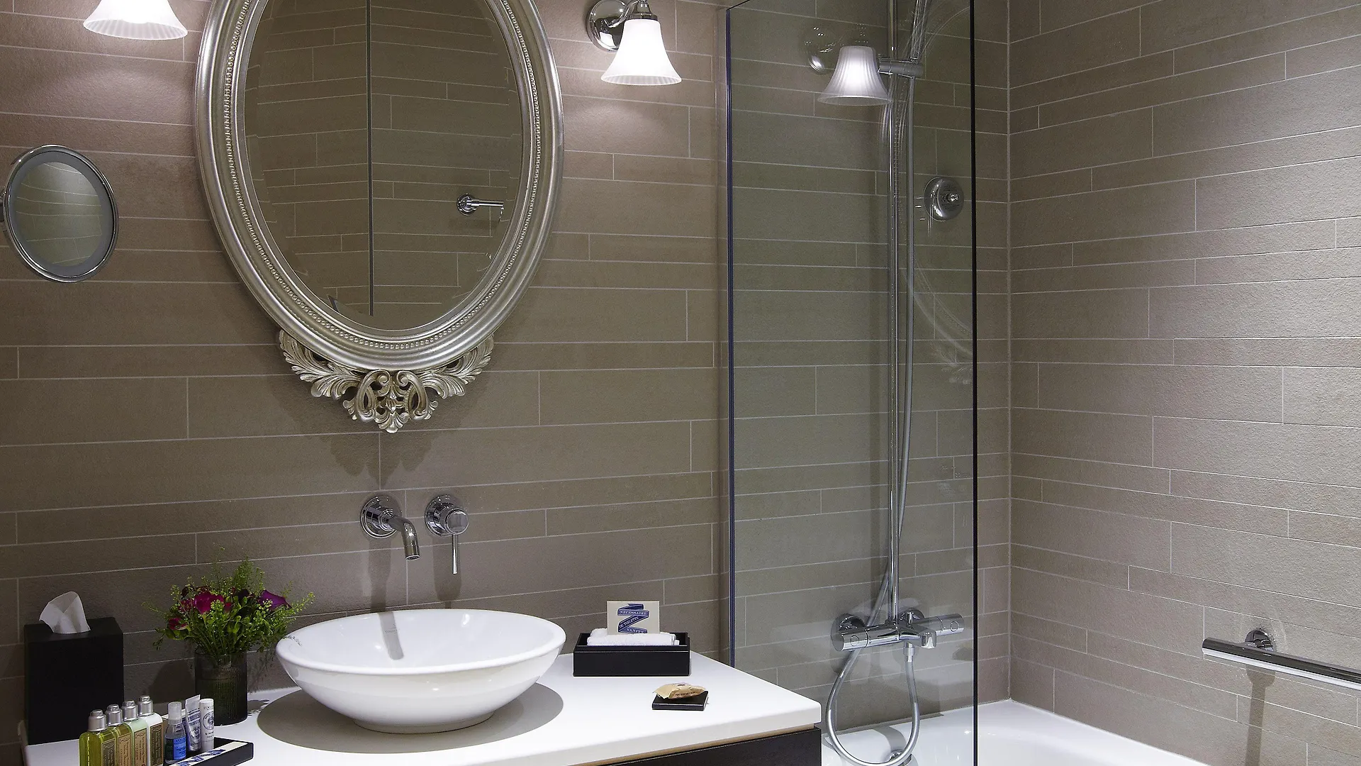 La Clef Louvre By The Crest Collection Hotel 5*